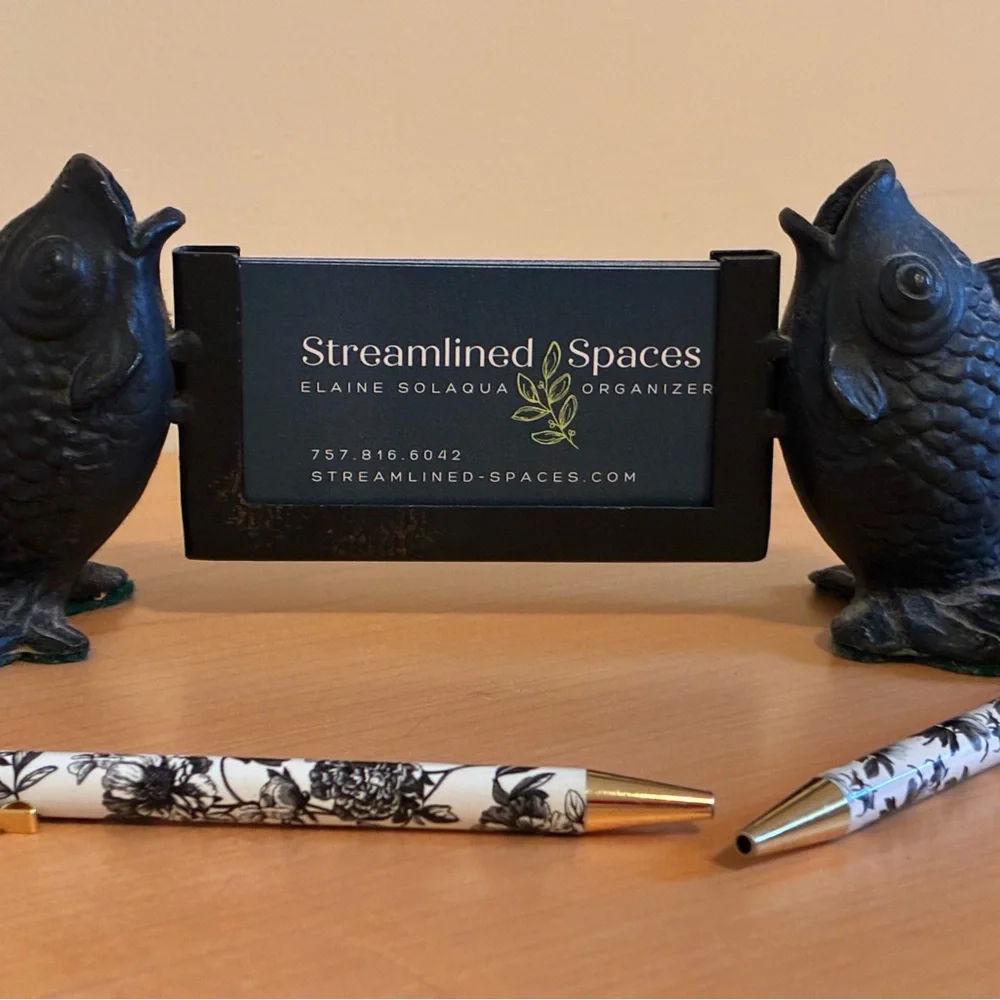 Pen and business card holder